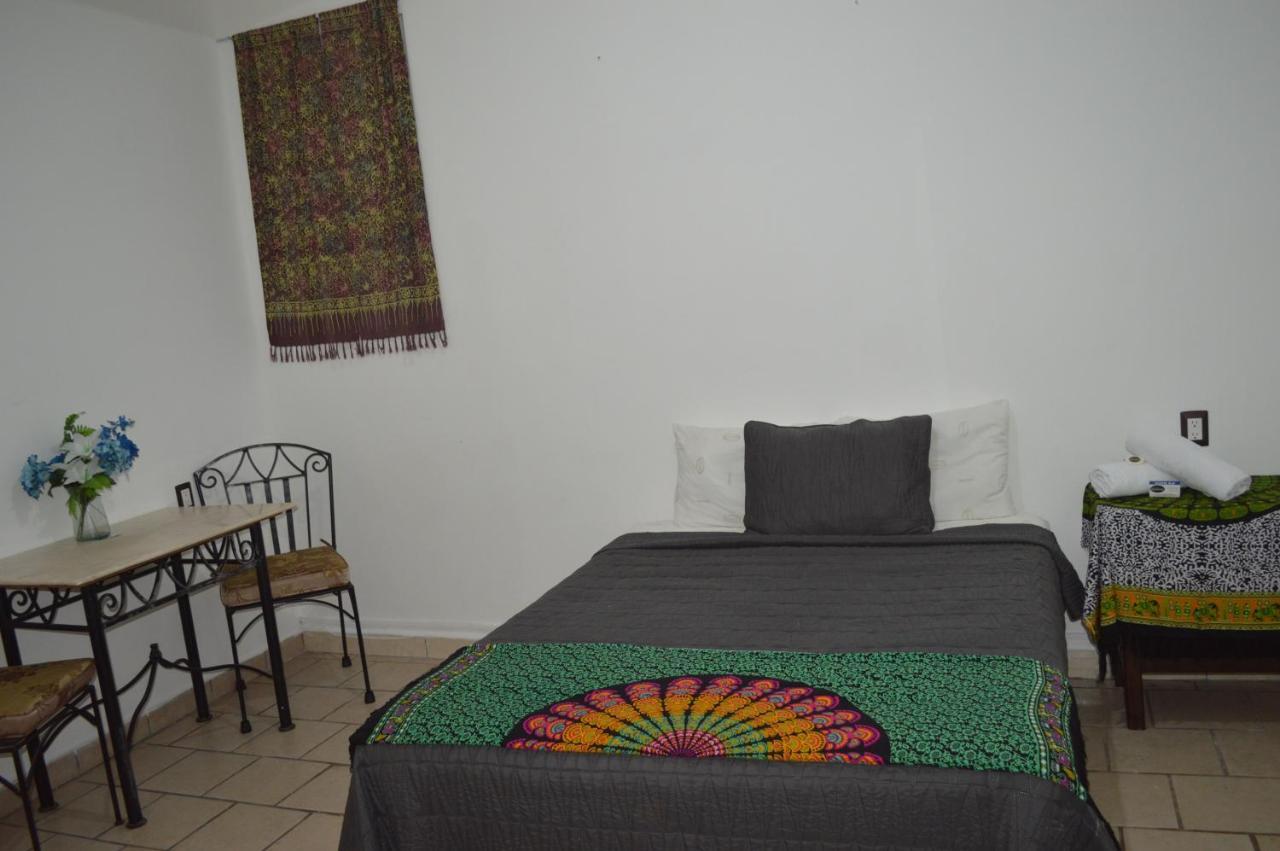 Hostal Alexandross Puerto Vallarta